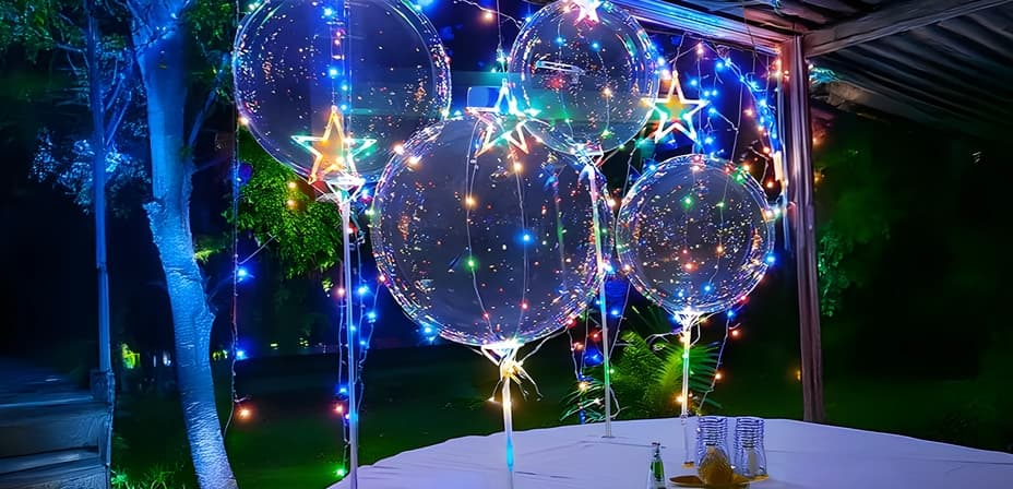 light up balloon centerpieces at a party